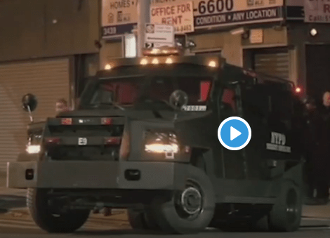 Screenshot_2019-12-01 NYPD officers dodge bullets outside Brooklyn deli, 1 in custody